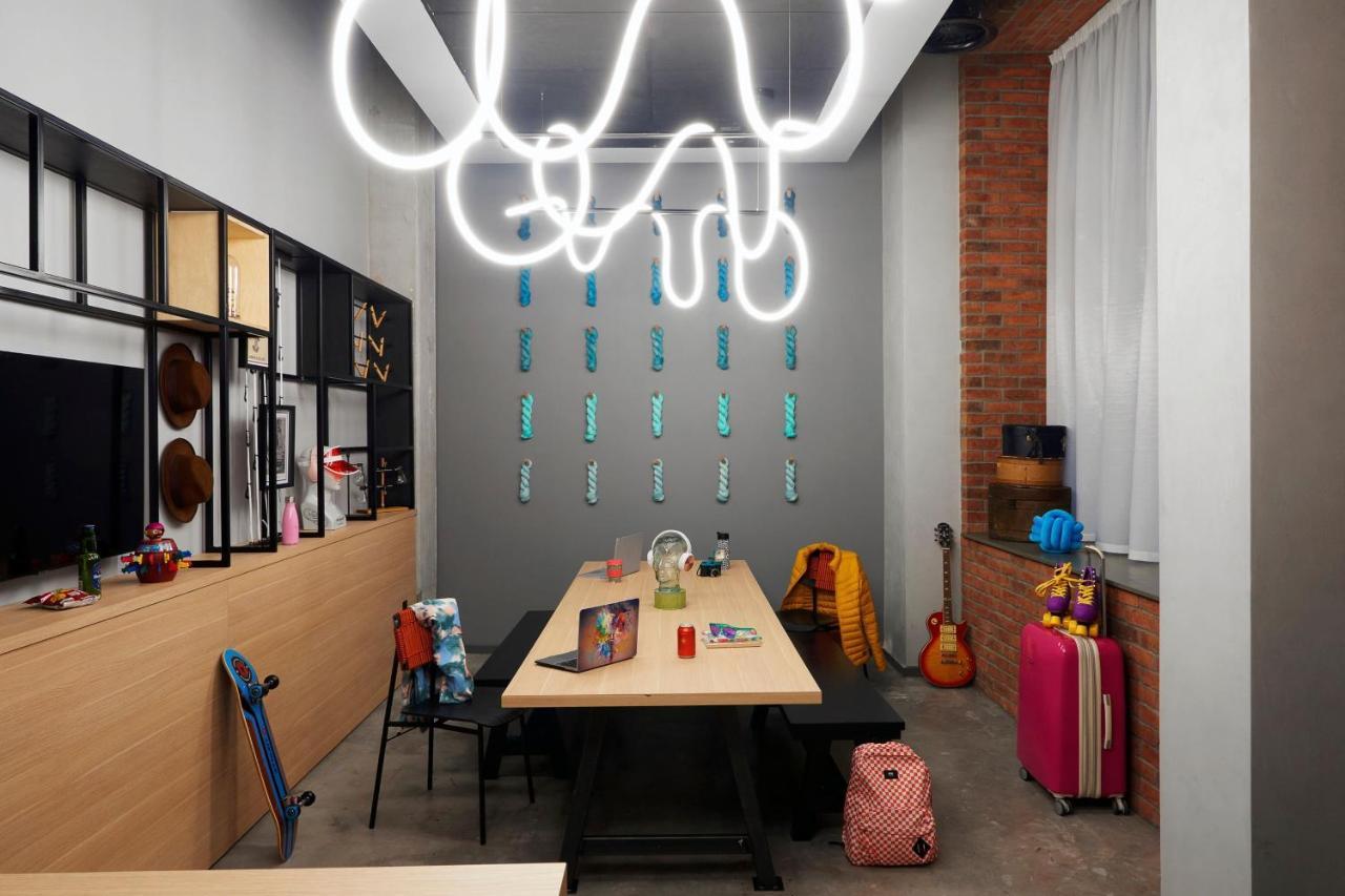 Moxy Manchester City Εξωτερικό φωτογραφία